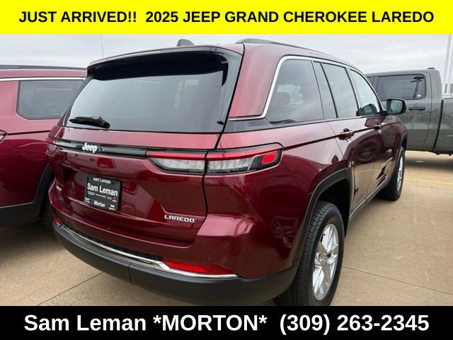 New 2025 Jeep Grand Cherokee Laredo X image 8