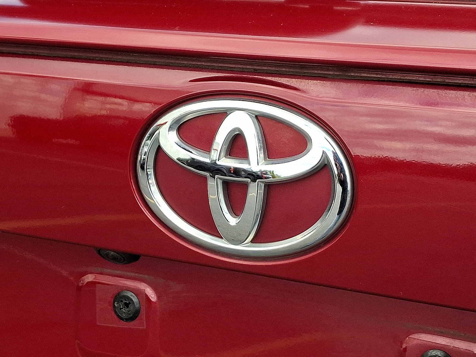 Used 2019 Toyota RAV4 XLE image 30