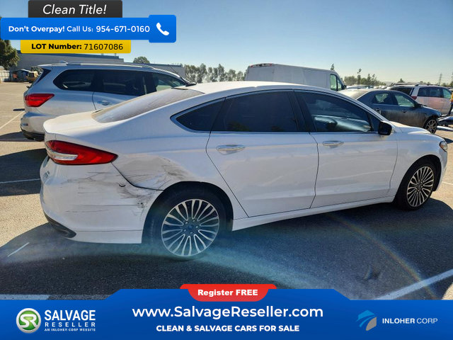 Used 2017 Ford Fusion SE FWD image 4