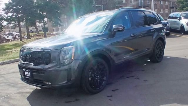 Used 2022 Kia Telluride SX w/ Nightfall Edition Package AWD/4WD image 7