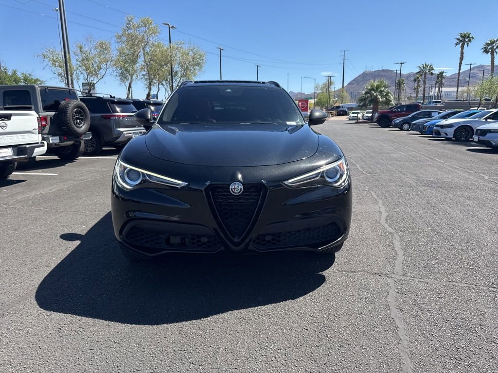 Used 2020 Alfa Romeo Stelvio w/ Nero Edizione video 2