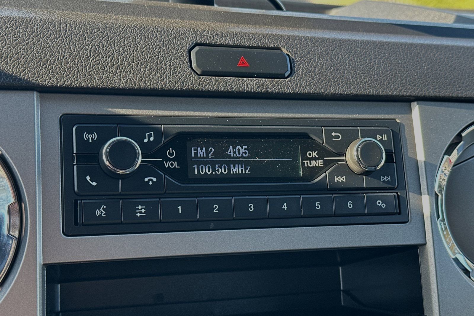 Used 2023 Ford F650 2WD Regular Cab Super Duty image 17