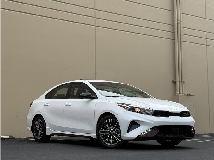 Used 2024 Kia Forte GT-Line w/ GT-Line Premium Package image 27