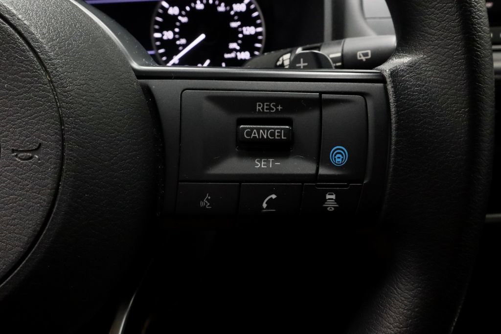Certified 2024 Nissan Rogue SV AWD/4WD image 28