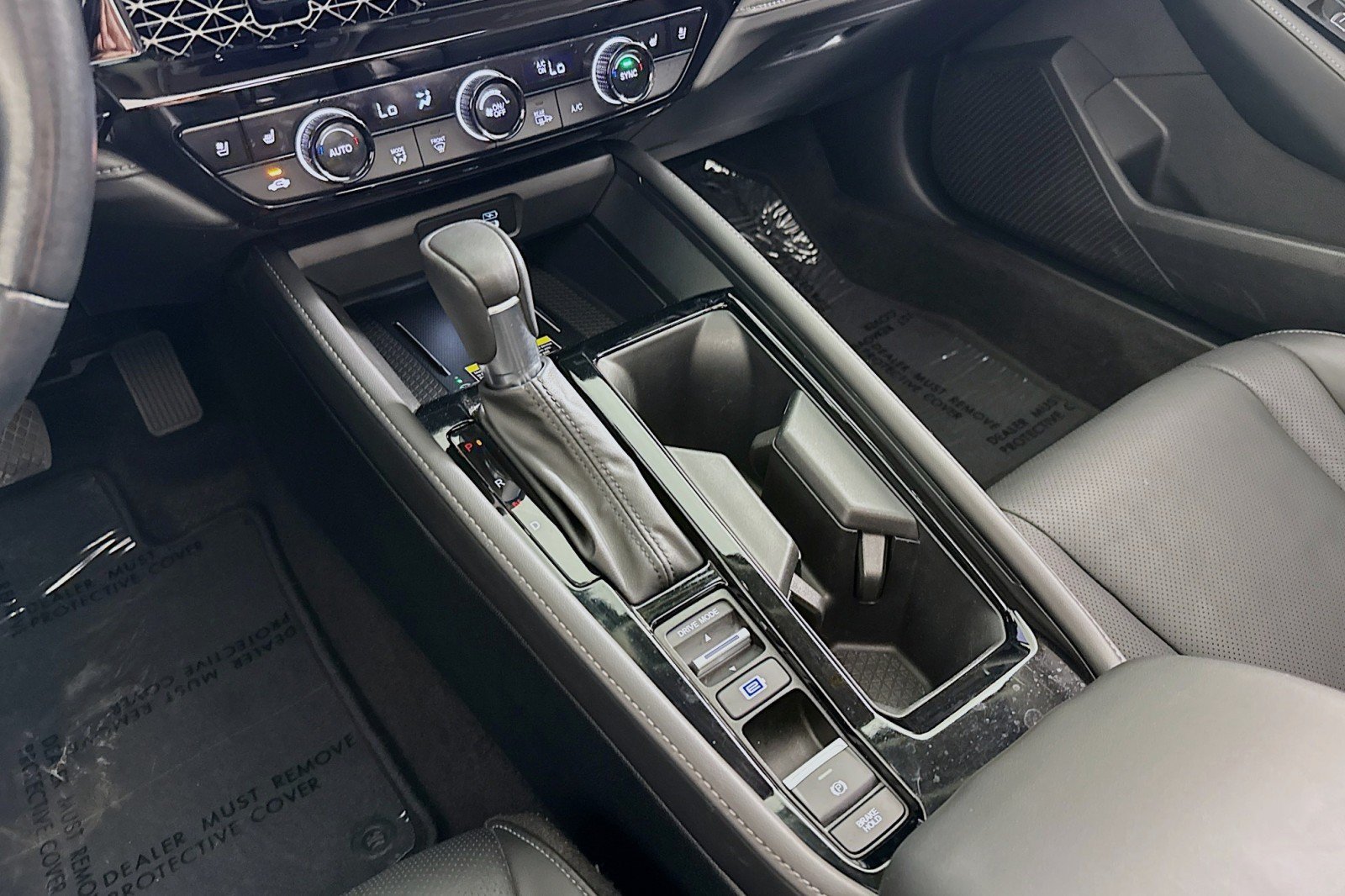 Used 2025 Honda Accord Touring image 6