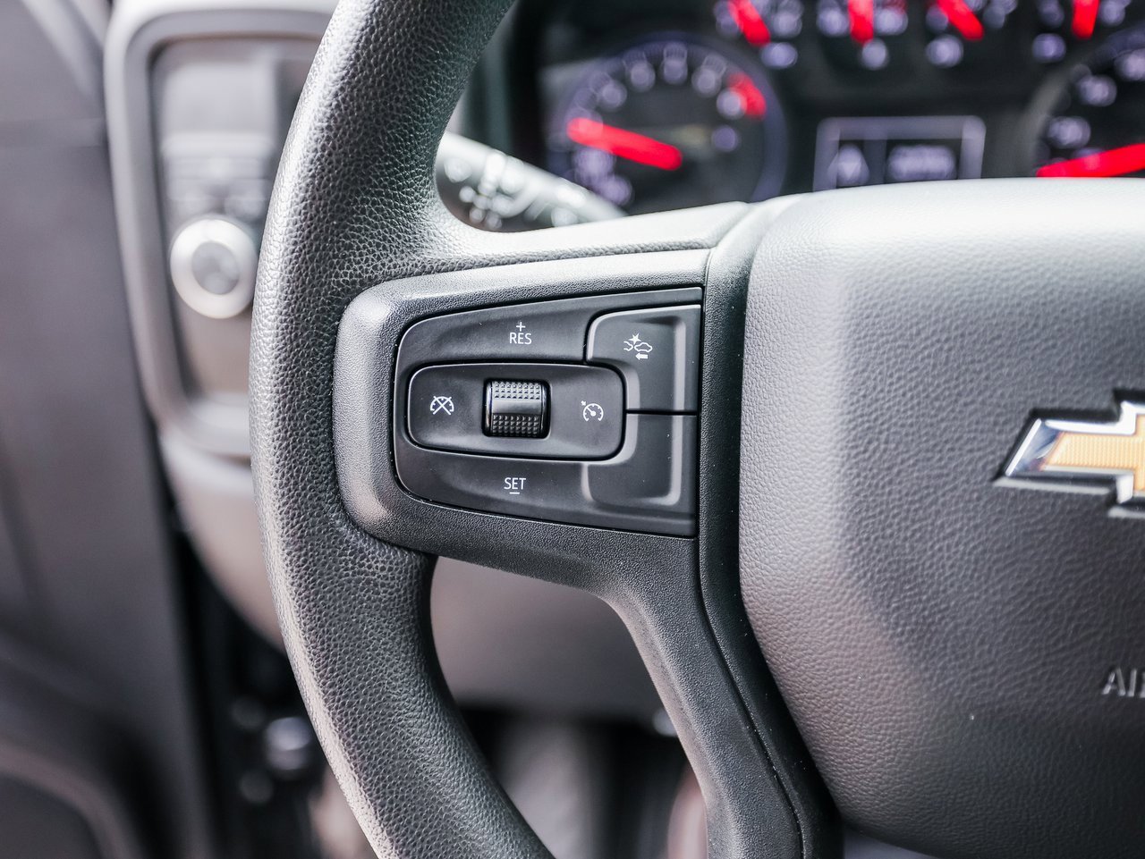 Used 2022 Chevrolet Silverado 1500 Custom image 17