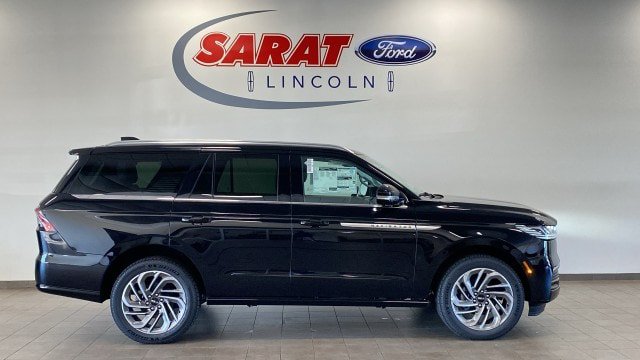 New 2027 Lincoln Navigator Reserve AWD/4WD image 1