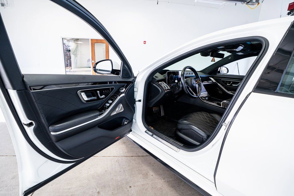 Used 2023 Mercedes-Benz S 580 4MATIC Sedan image 36
