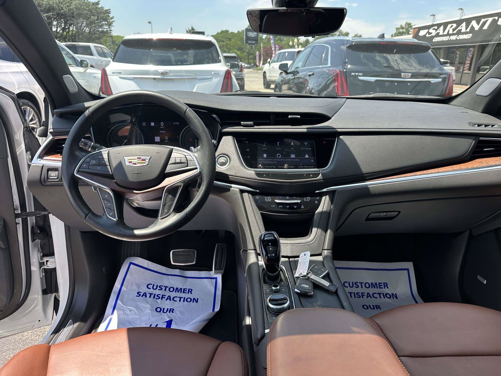 Used 2023 Cadillac XT5 Sportv w/ Technology Package AWD/4WD image 11