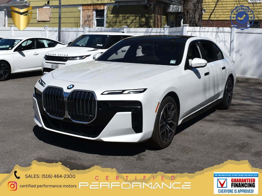 Used 2025 BMW 760i xDrive w/ Executive Package image 1