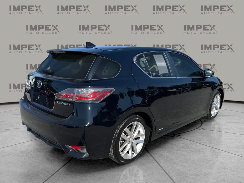 Used 2015 Lexus CT 200h w/ Navigation Package FWD image 5