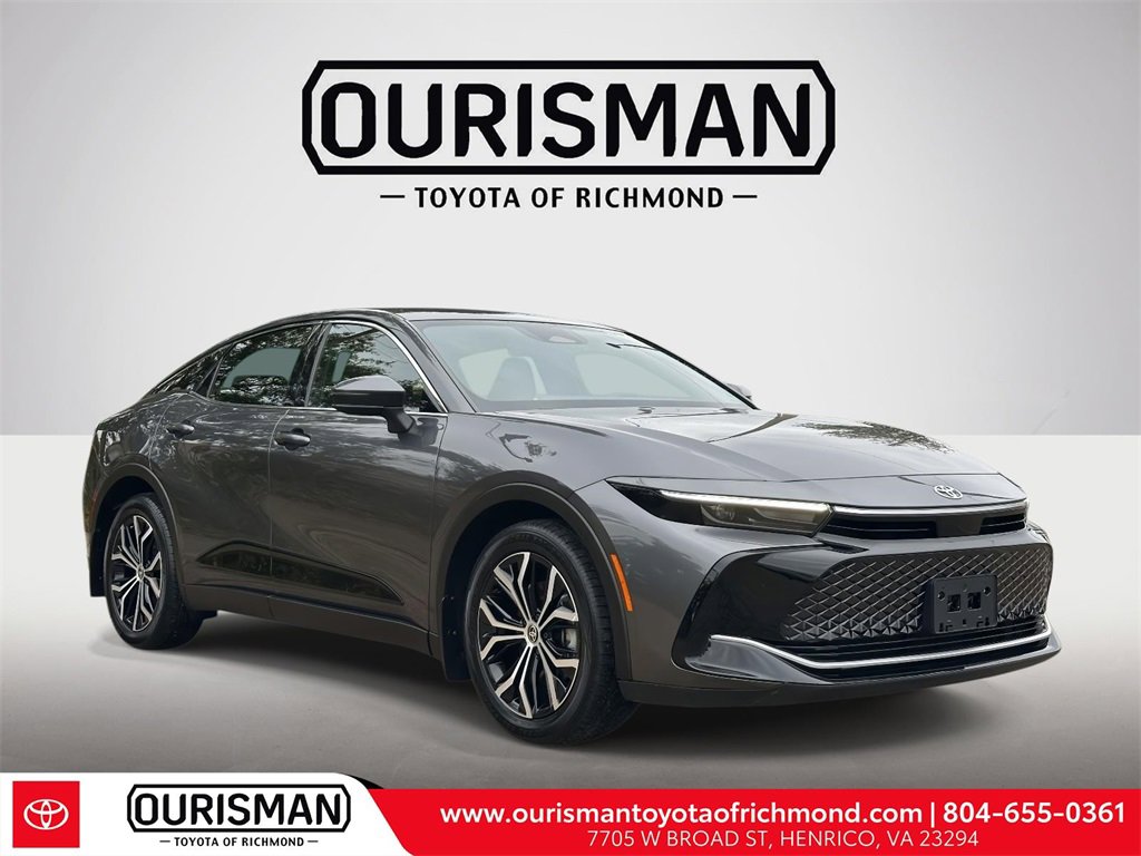 Used 2023 Toyota Crown XLE