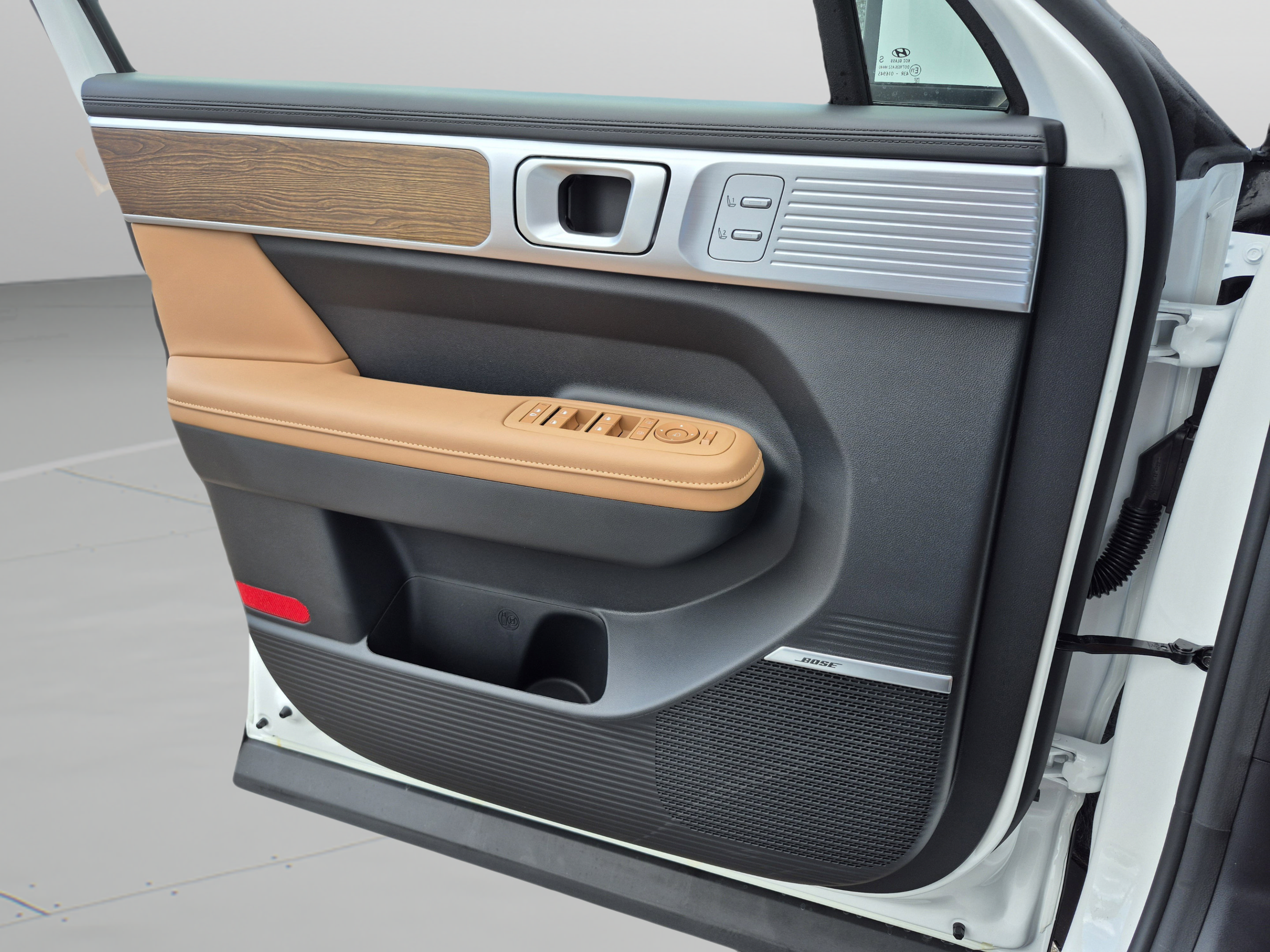 New 2026 Hyundai Santa Fe Limited FWD image 26