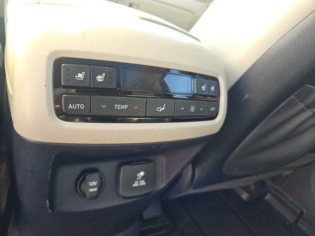 Used 2021 Hyundai Palisade Limited w/ Winter Package image 12