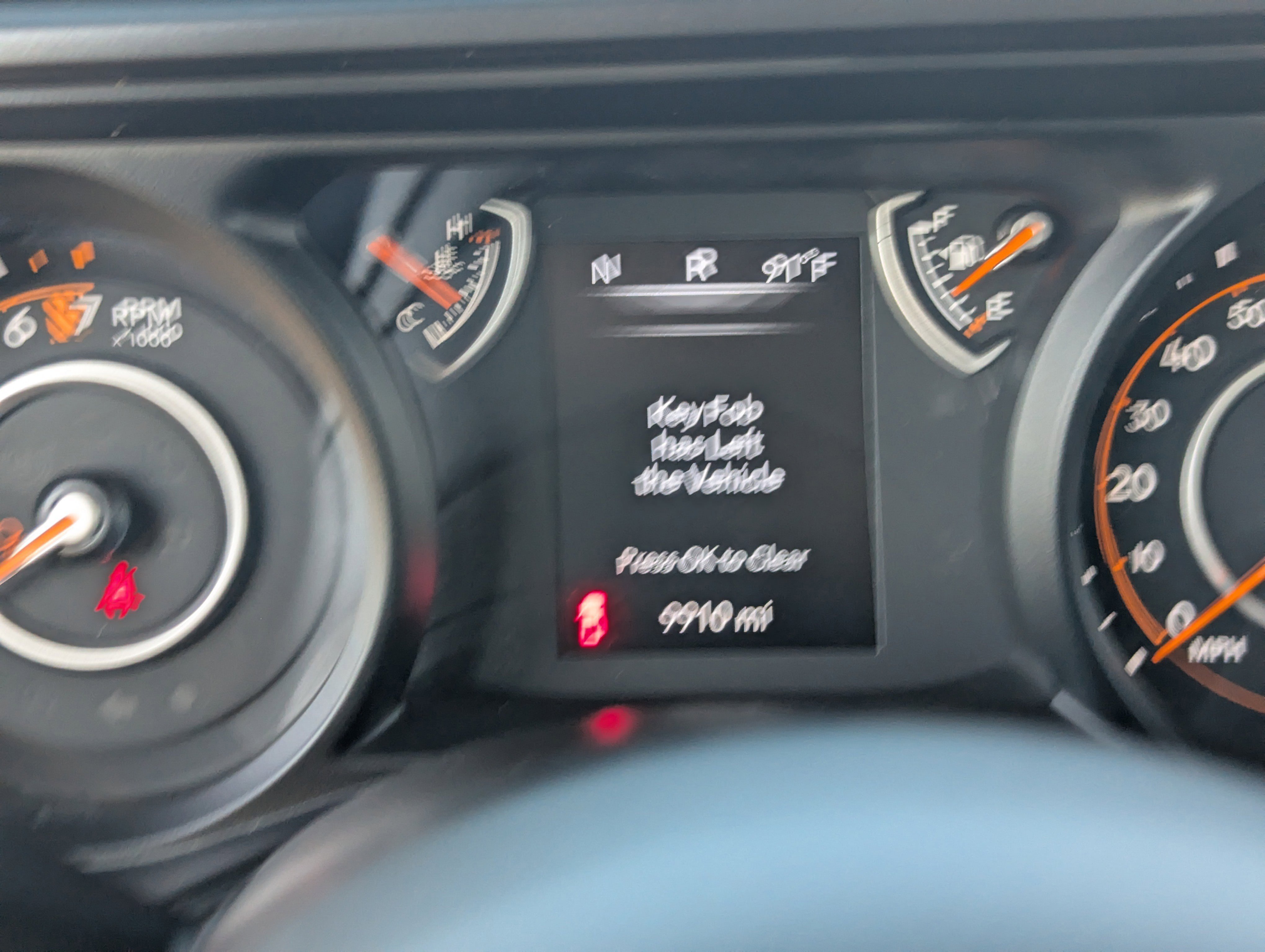 Used 2025 Jeep Gladiator Sport image 30