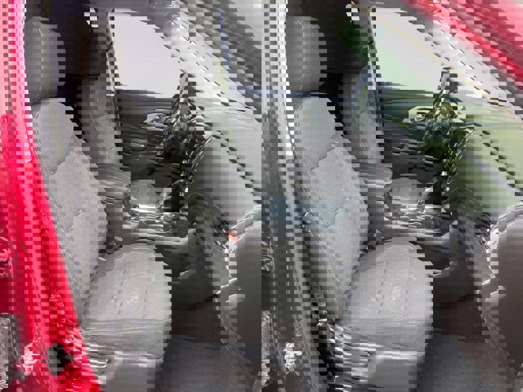 Used 2021 Chevrolet Traverse LT image 15