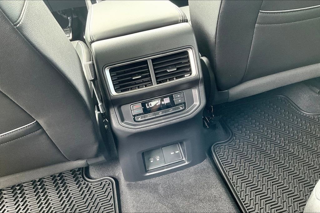 New 2026 Volkswagen Atlas SEL Premium R-Line image 17