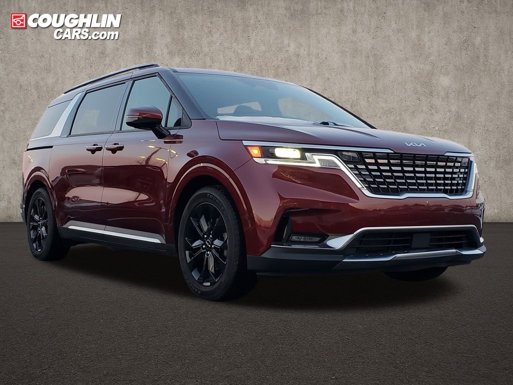 Used 2022 Kia Carnival SX image 1