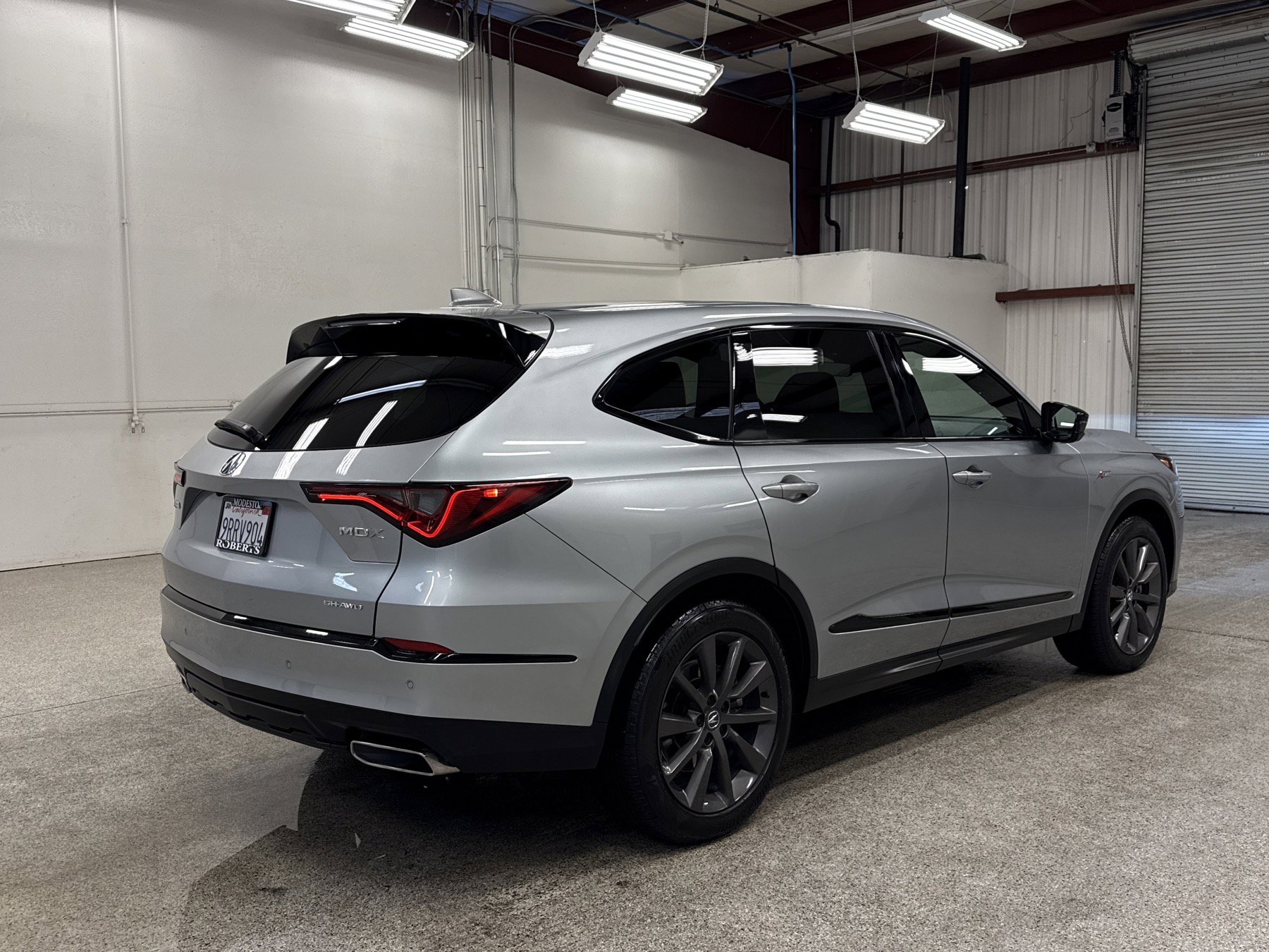 Used 2025 Acura MDX A-Spec image 17
