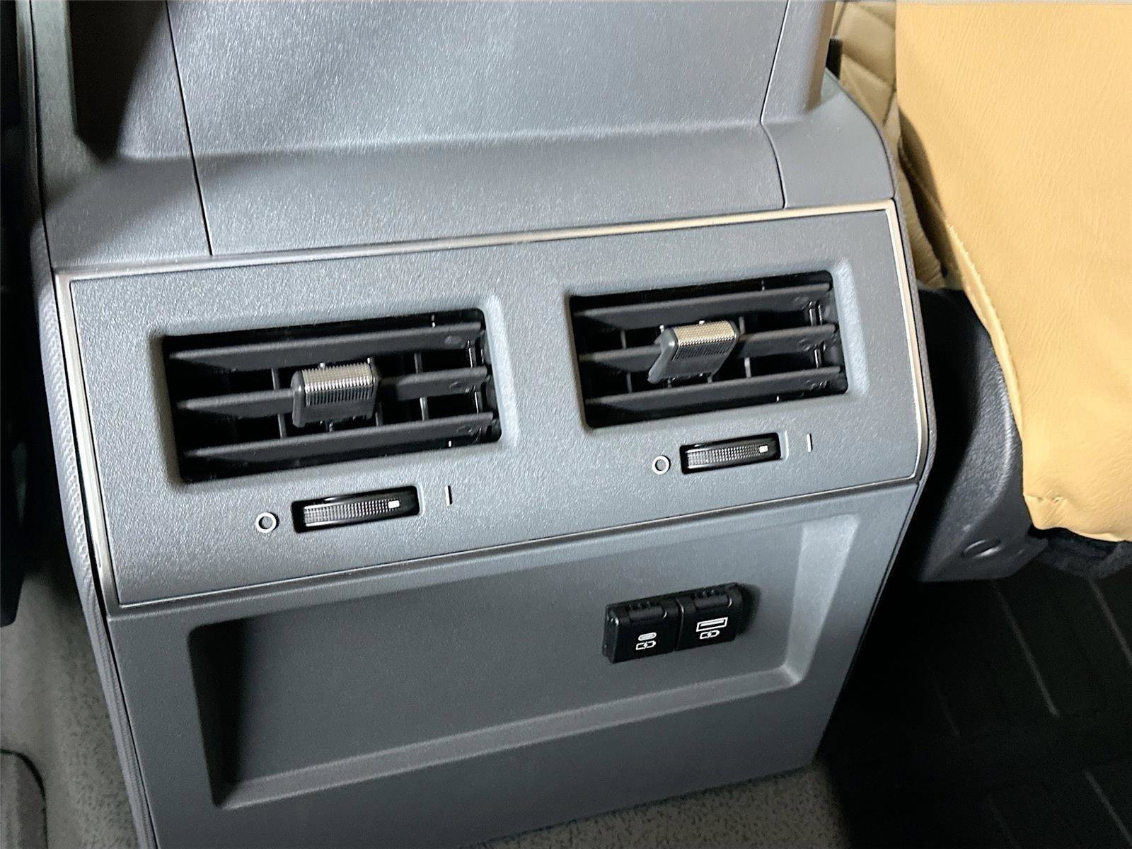 New 2025 INEOS Grenadier Fieldmaster Edition image 38