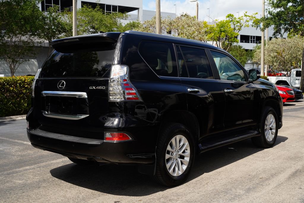 Used 2021 Lexus GX 460 Premium w/ Premium Package image 11