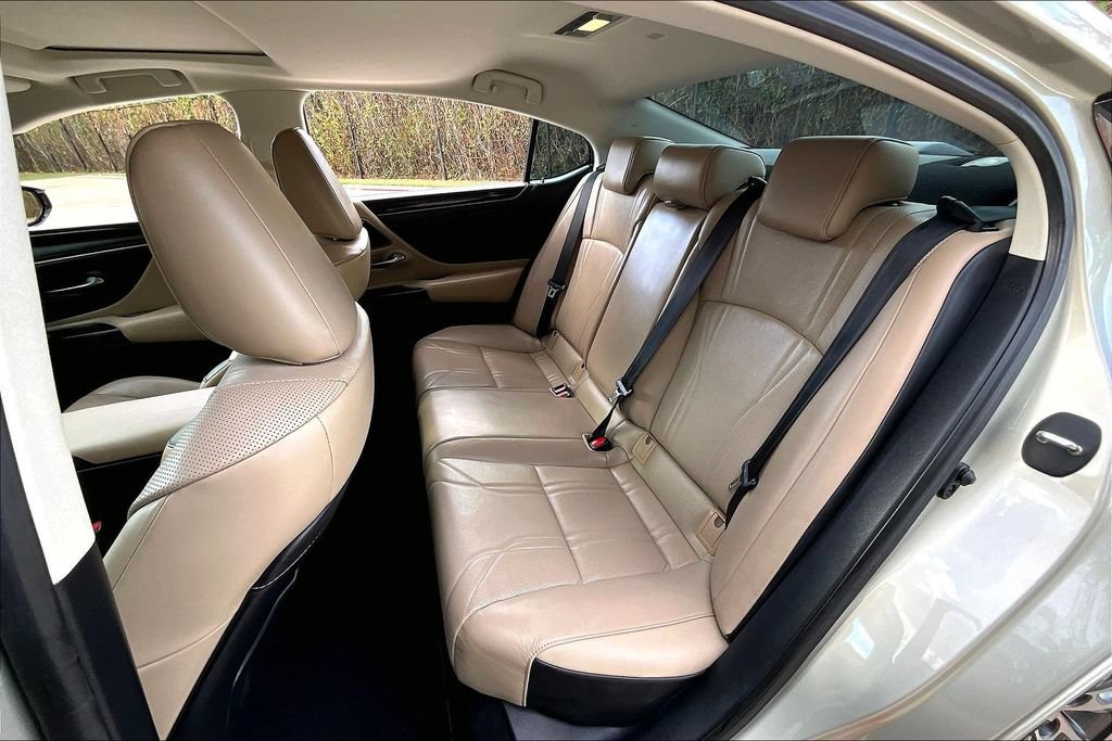 Used 2020 Lexus ES 350 w/ Accessory Package 2 FWD image 35