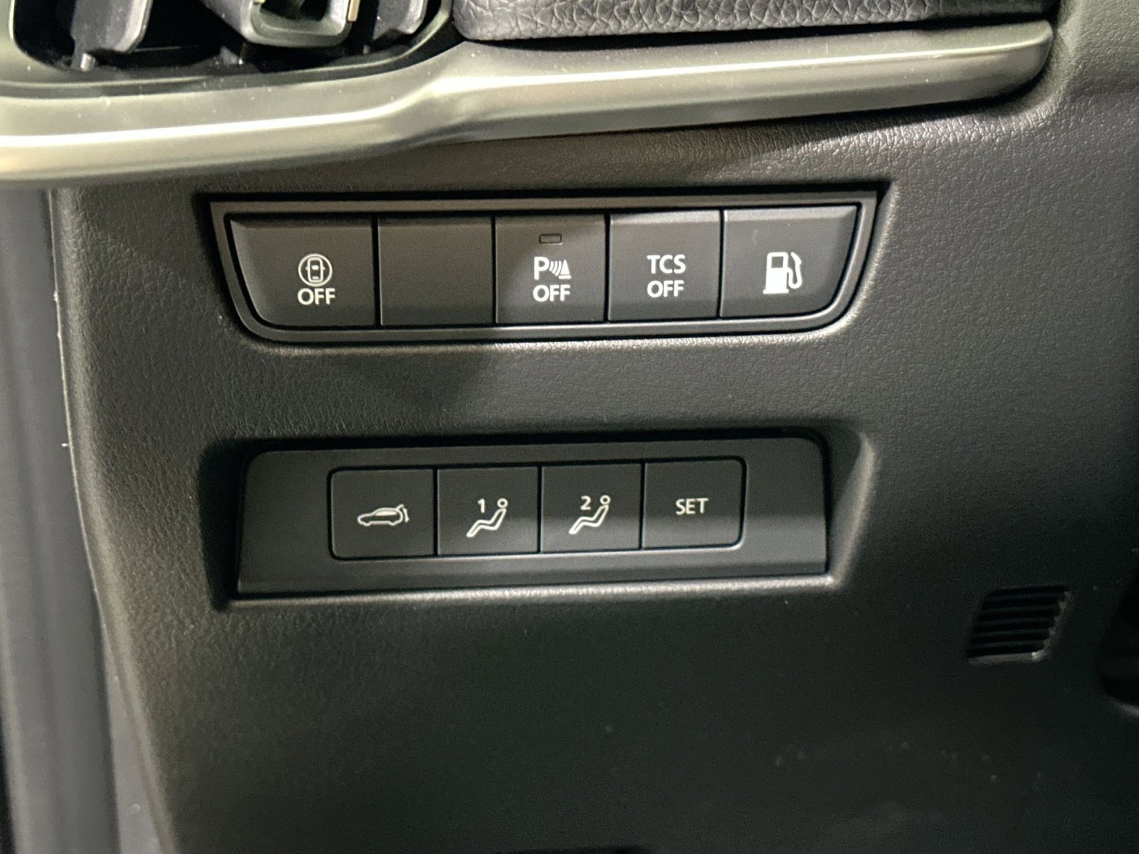 Used 2024 MAZDA CX-90 Plug-In Hybrid w/ Premium Pkg image 14