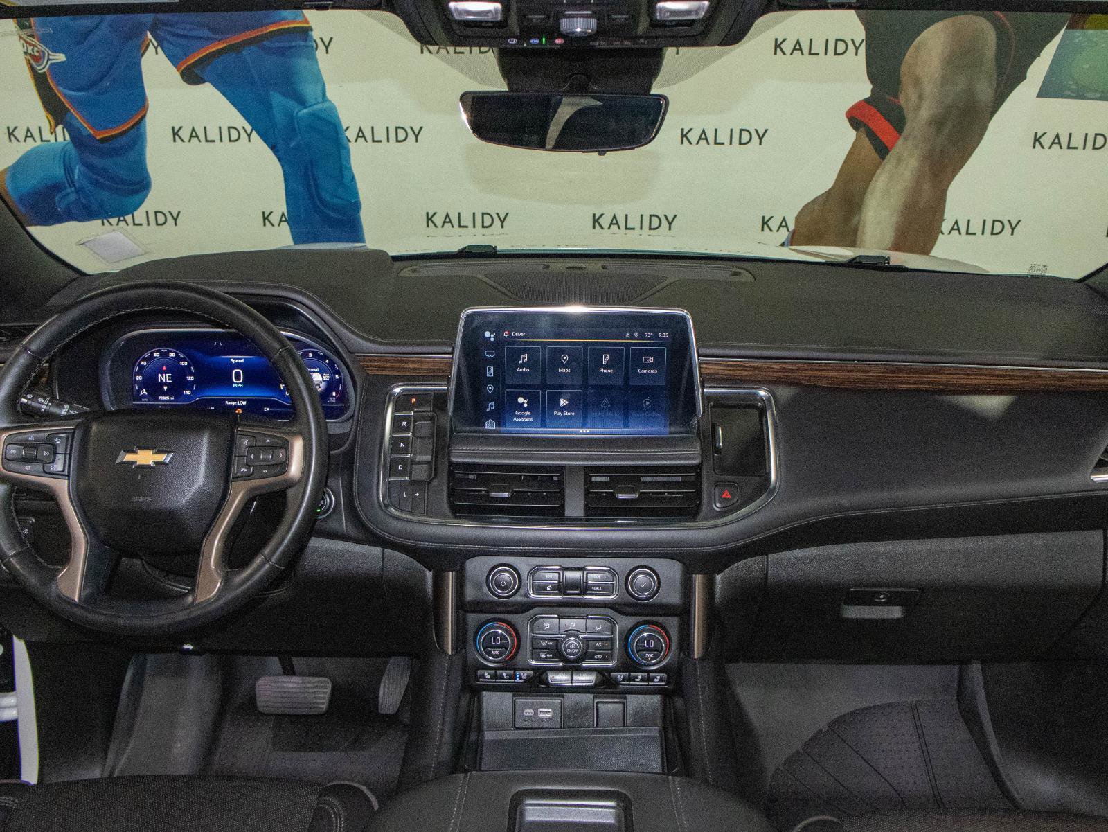 Used 2023 Chevrolet Tahoe High Country AWD/4WD image 3