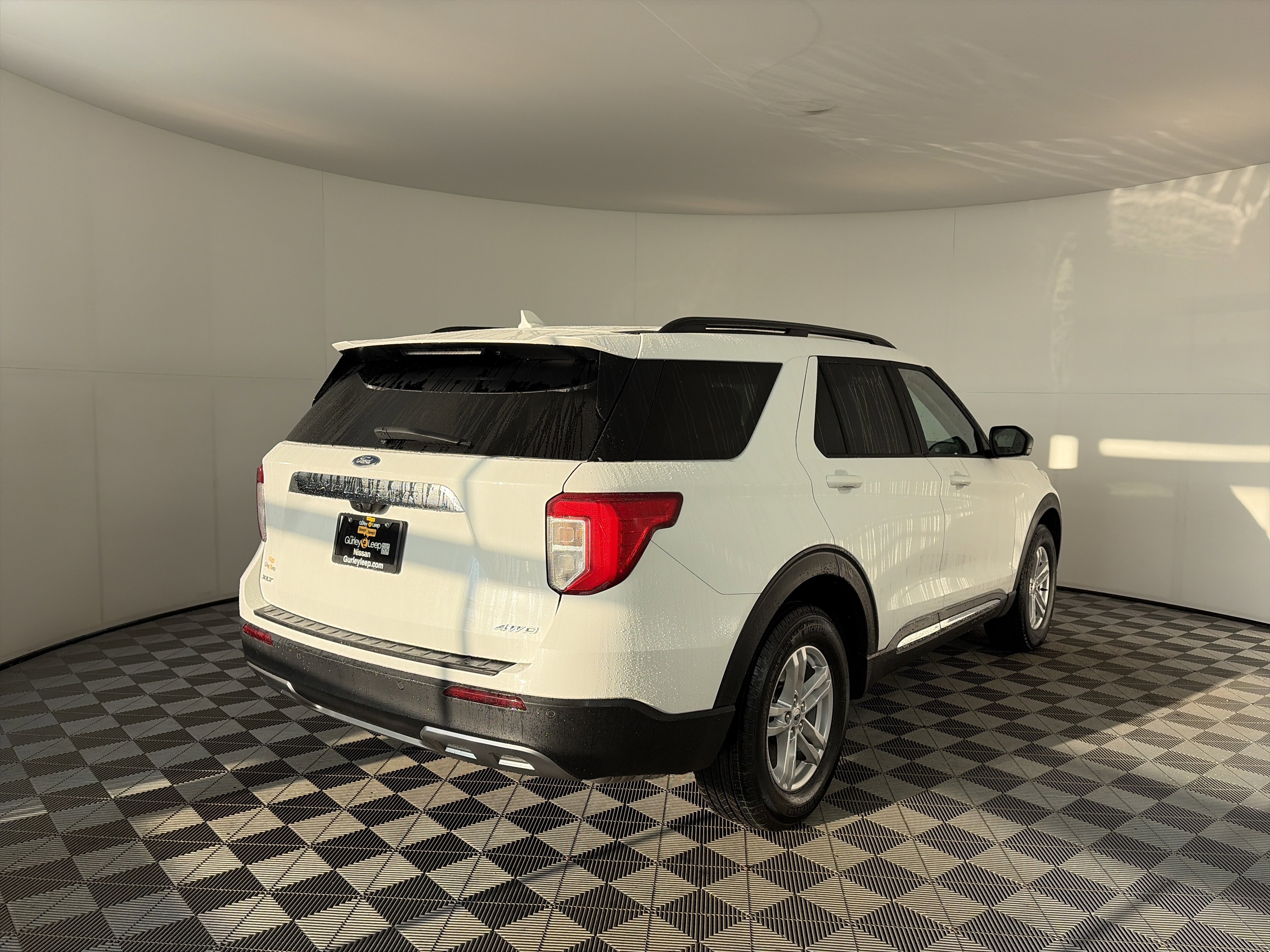 Used 2023 Ford Explorer XLT w/ Equipment Group 202A AWD/4WD image 11