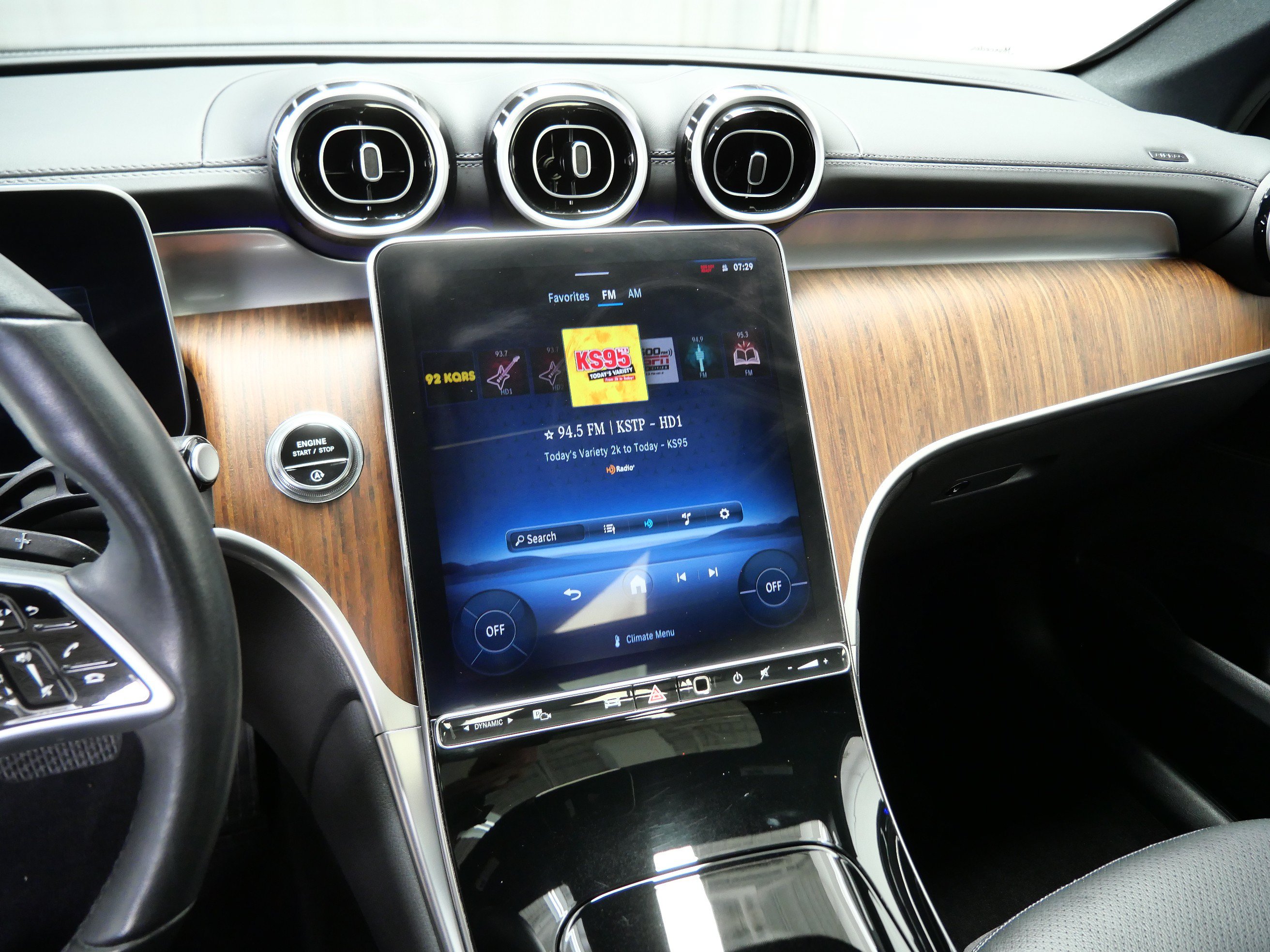 Certified 2023 Mercedes-Benz GLC 300 4MATIC image 18