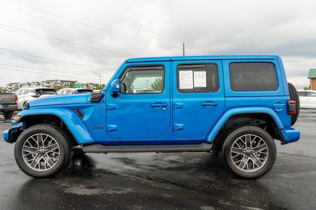 Used 2023 Jeep Wrangler Unlimited Sahara AWD/4WD image 9