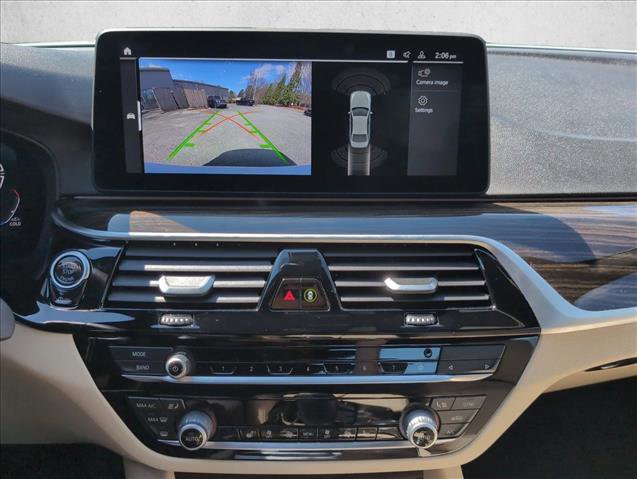 Used 2023 BMW 530i w/ Convenience Package image 14