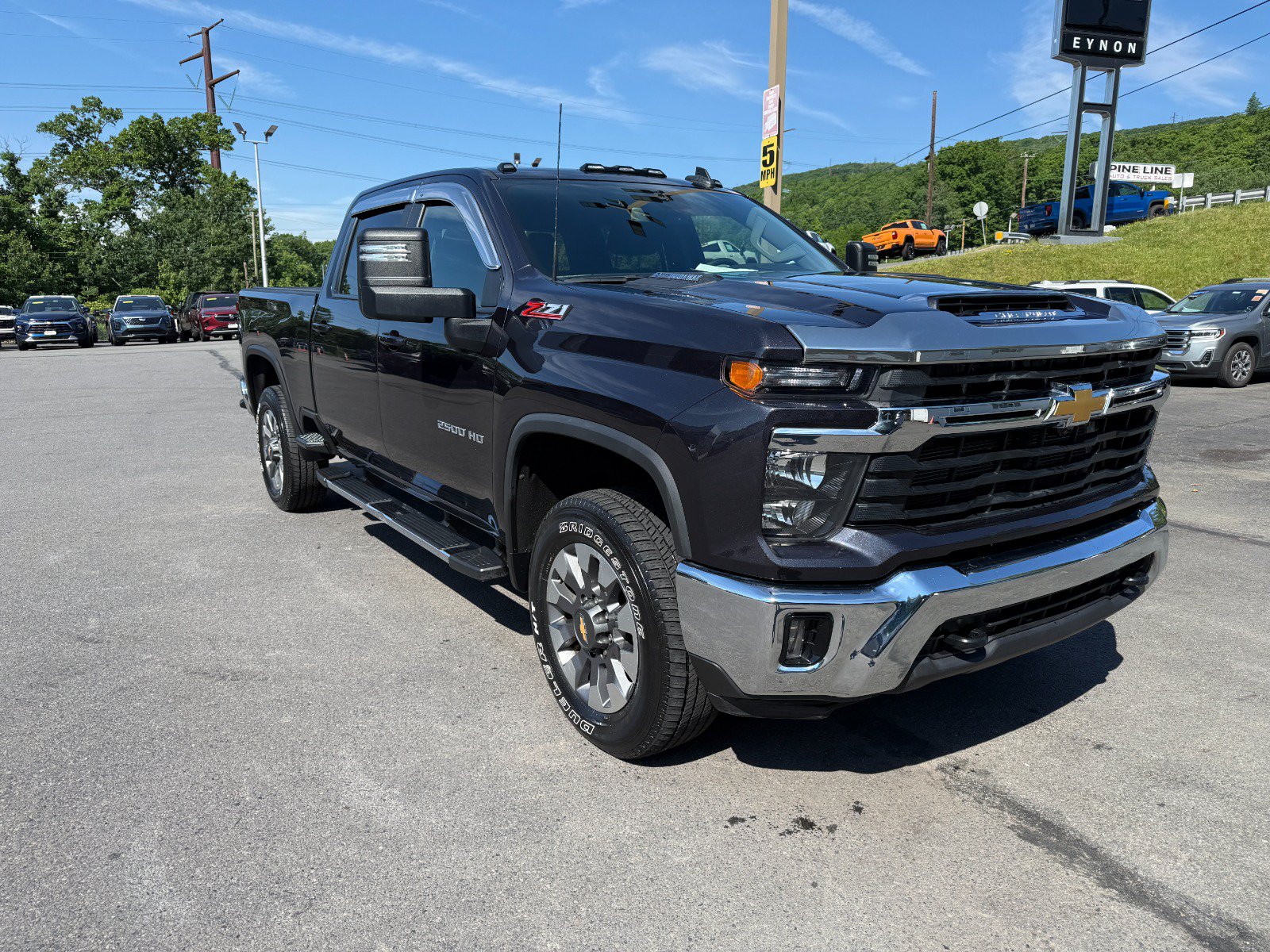Used 2024 Chevrolet Silverado 2500 LT w/ All Star Edition AWD/4WD image 7