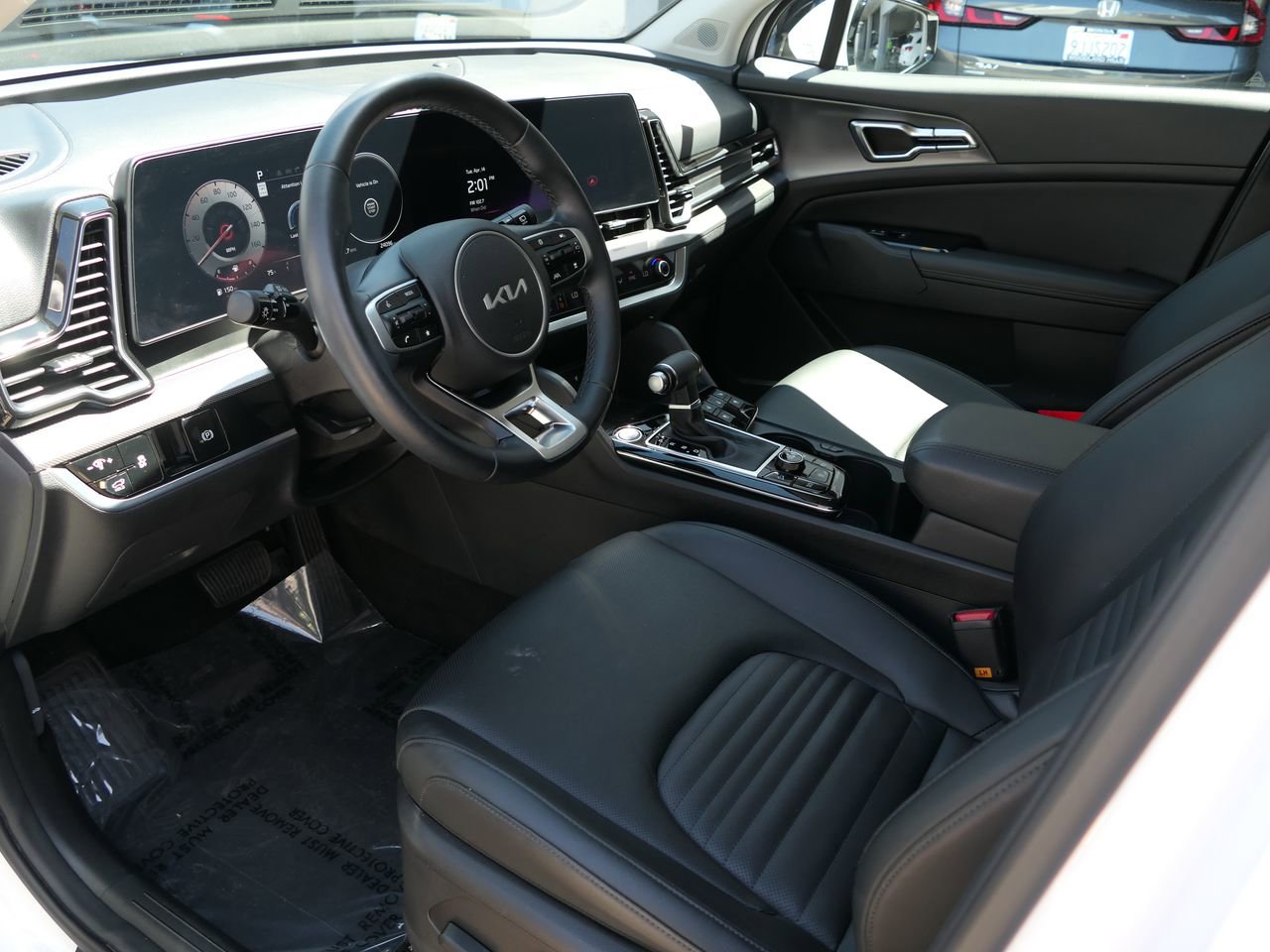 Used 2023 Kia Sportage SX image 11