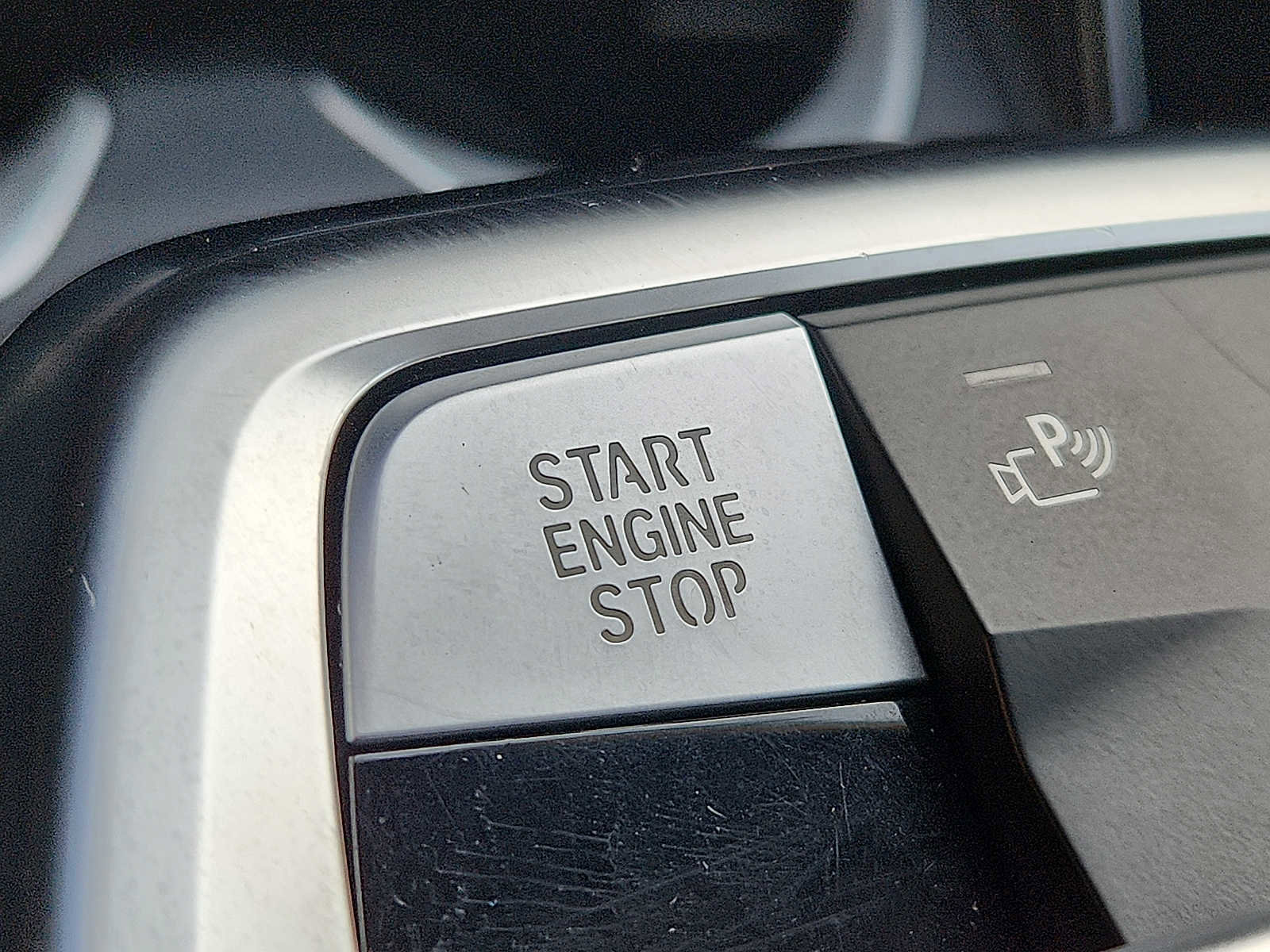 Used 2025 BMW X2 xDrive28i image 23