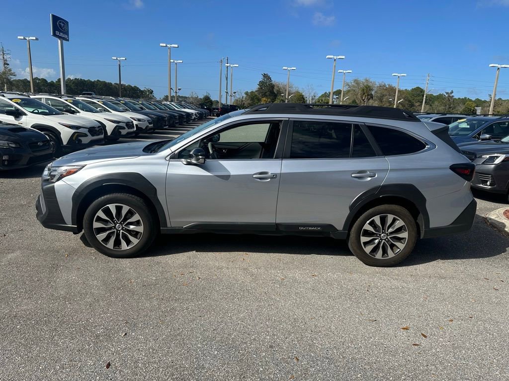Used 2023 Subaru Outback Limited XT image 12