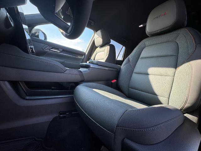 New 2026 GMC Terrain AT4 w/ Technology Package II image 17