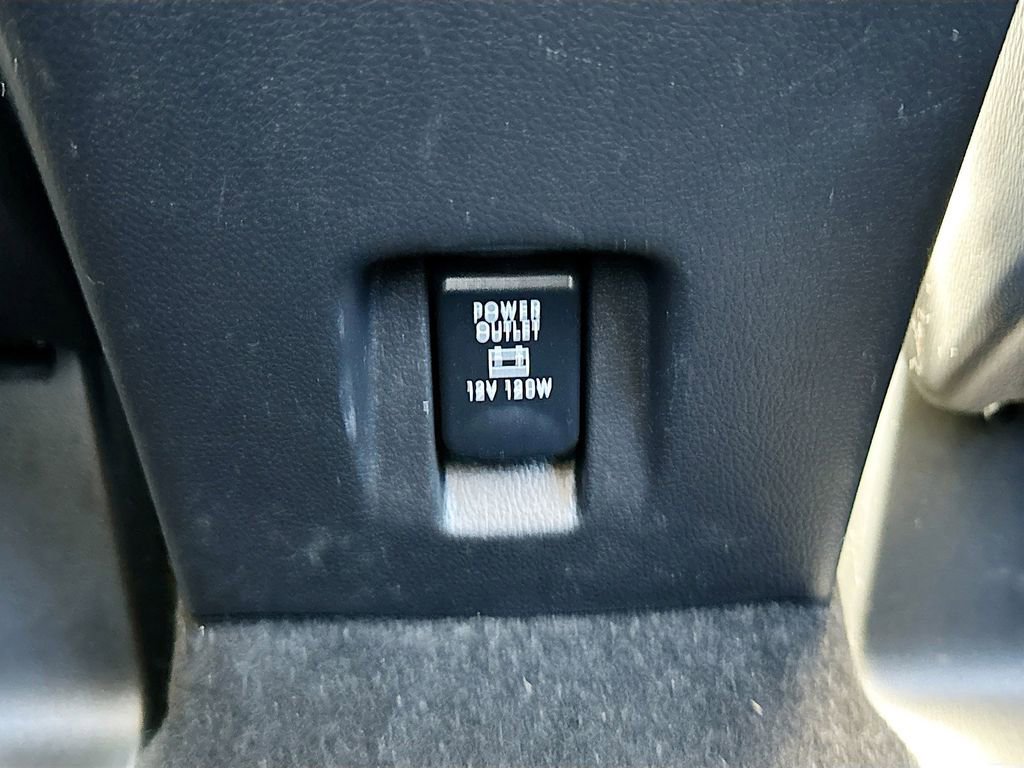 Used 2024 Mitsubishi Eclipse Cross LE image 24