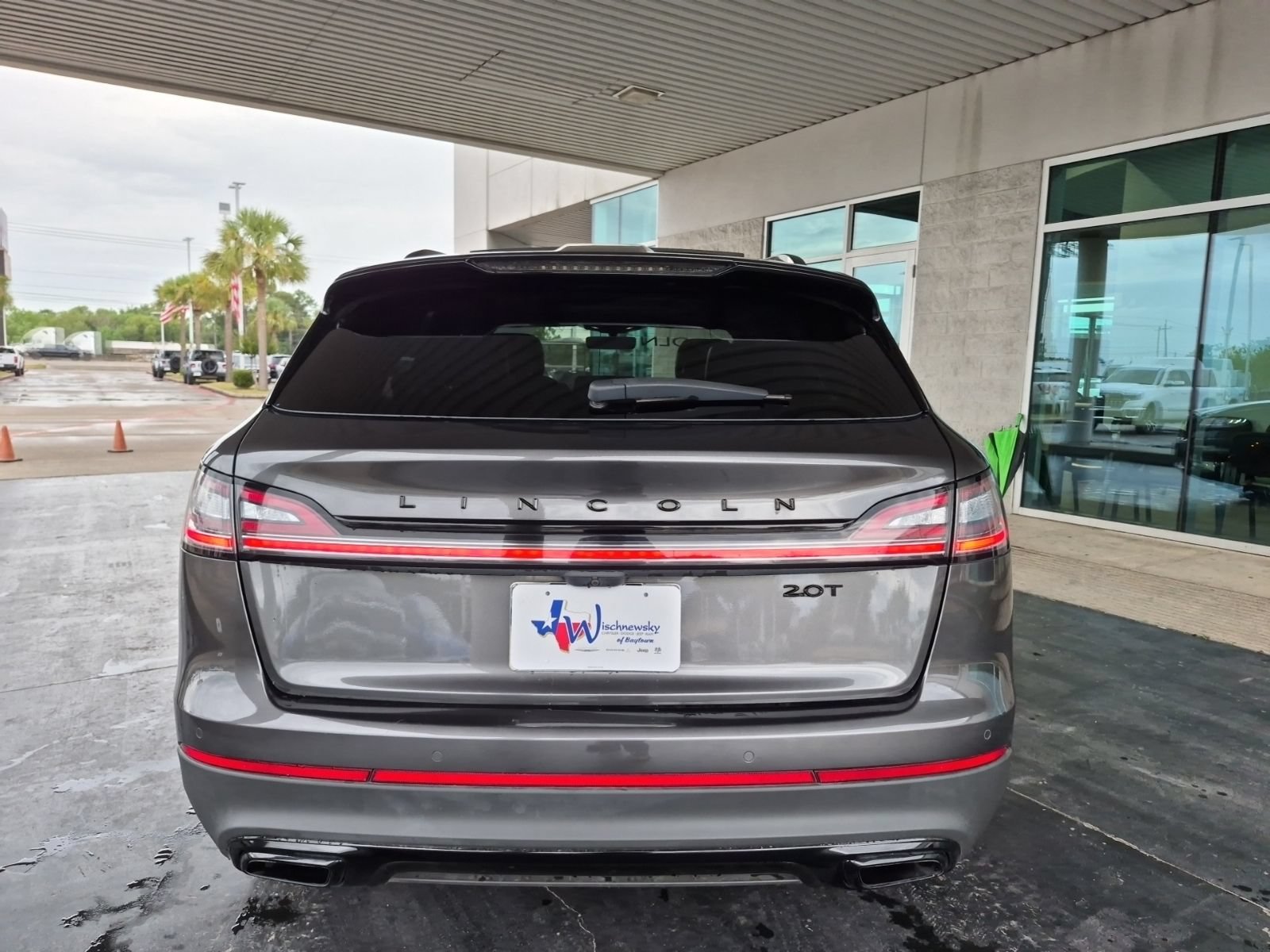 Used 2020 Lincoln Nautilus Reserve w/ Equipment Group 201A FWD image 8