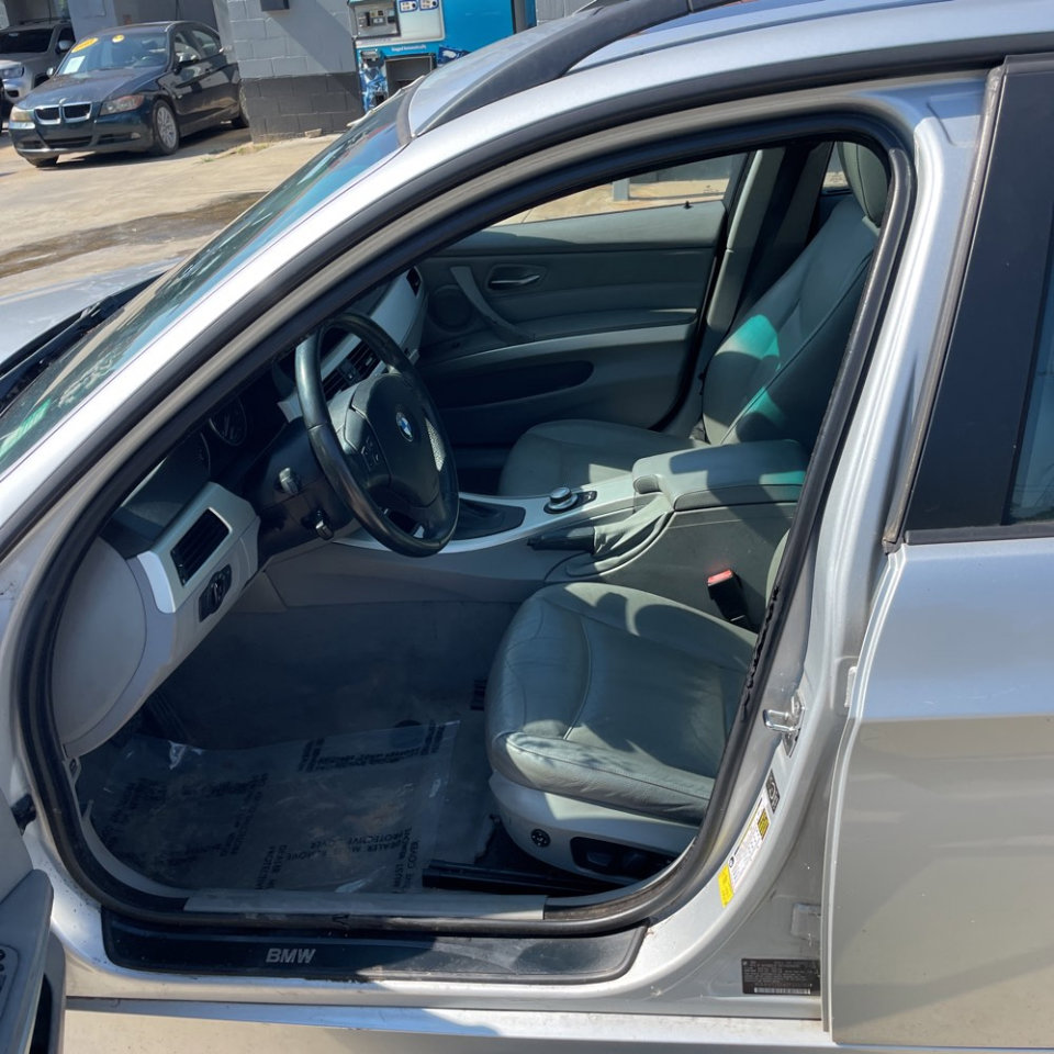 Used 2007 BMW 328xi Wagon image 15