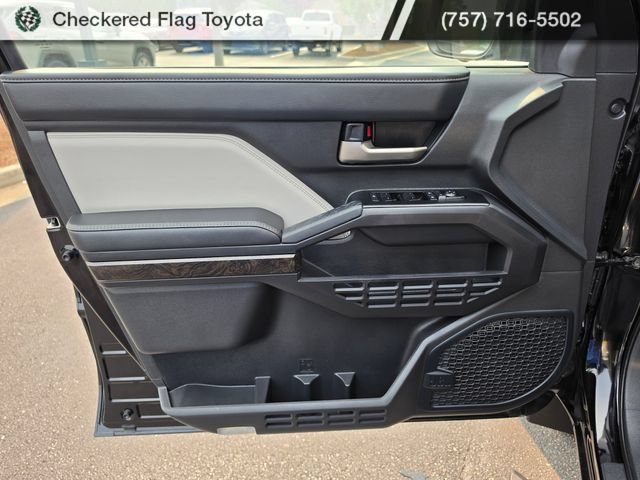 Used 2024 Toyota Tacoma Limited w/ Limited Package (LT) AWD/4WD image 21