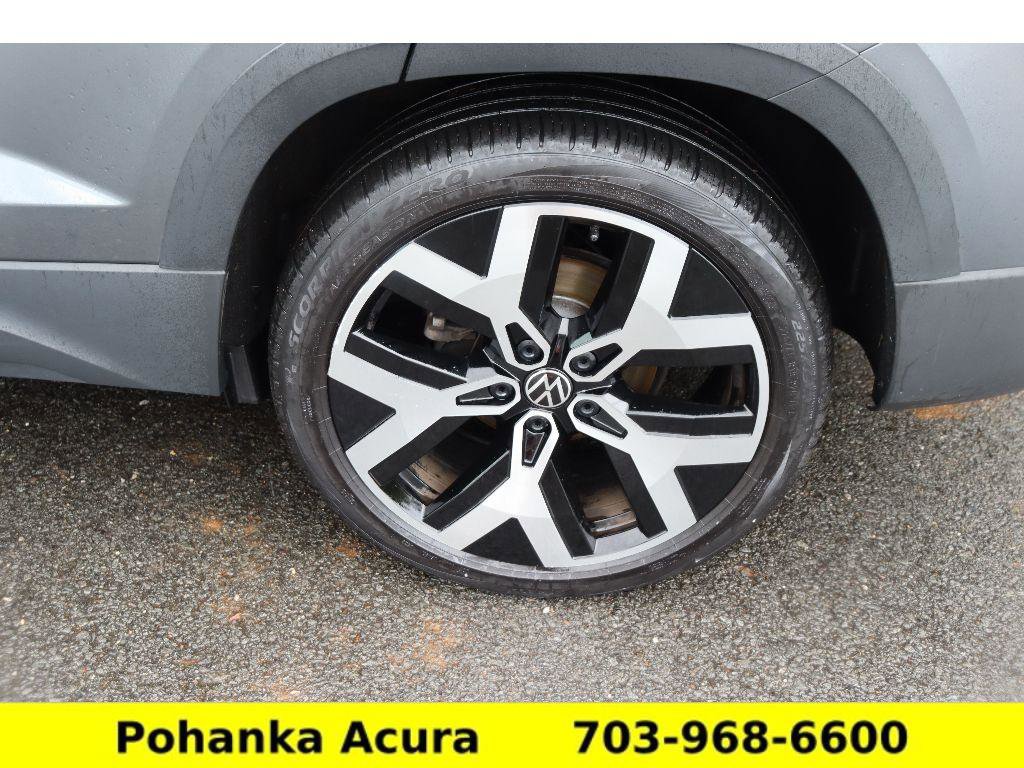 Used 2023 Volkswagen Taos SEL image 34