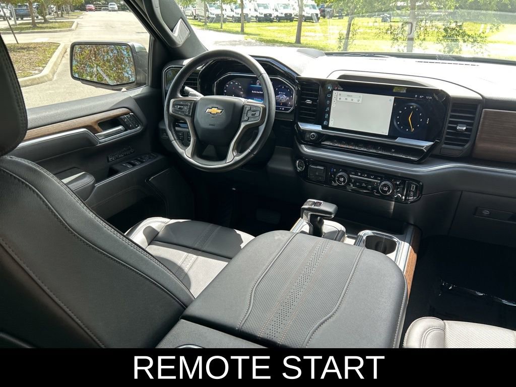 Used 2023 Chevrolet Silverado 1500 High Country w/ Technology Package AWD/4WD image 9