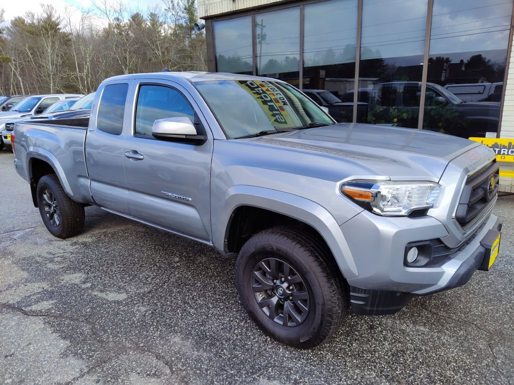 Used 2021 Toyota Tacoma SR5 image 2