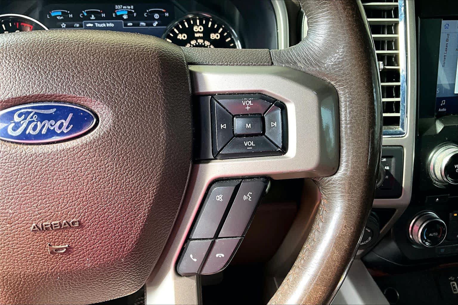 Used 2016 Ford F150 King Ranch w/ Equipment Group 601A Luxury AWD/4WD image 25