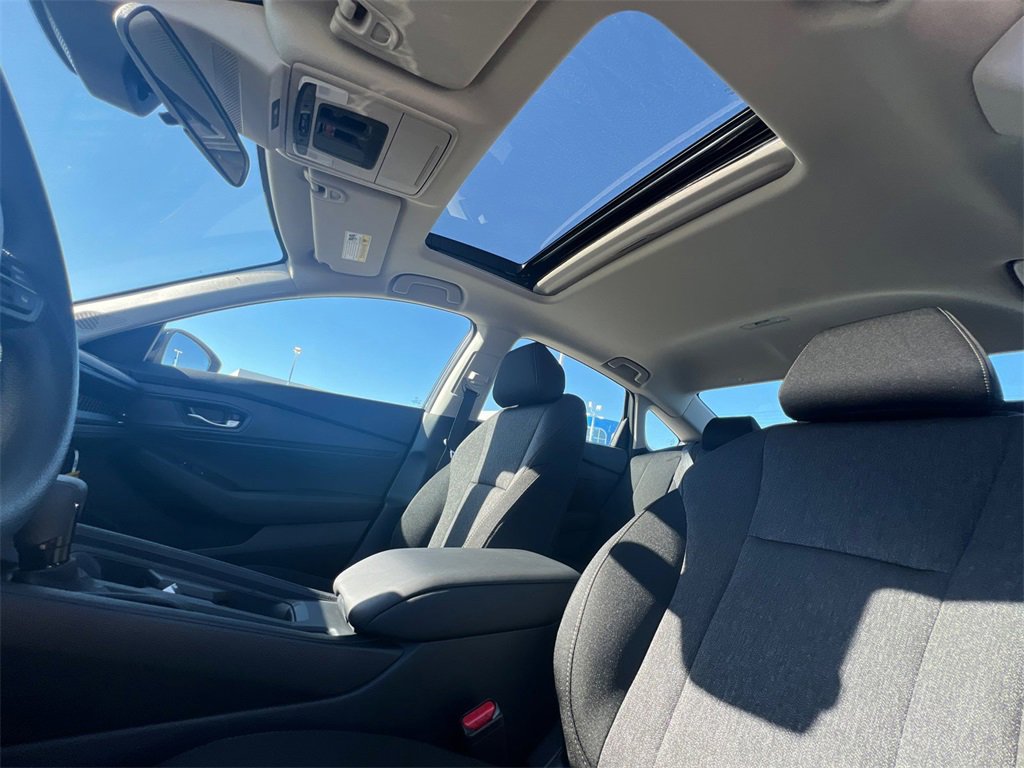 New 2025 Honda Accord SE image 14