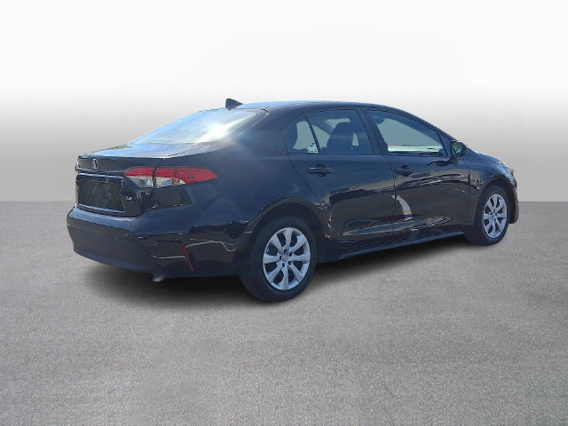 Used 2024 Toyota Corolla LE FWD image 4