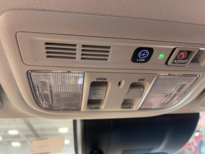 Used 2019 Honda Insight Touring image 31