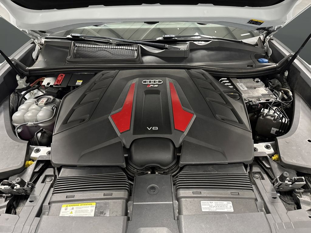 Used 2023 Audi RS Q8 w/ Black Optic Package image 38