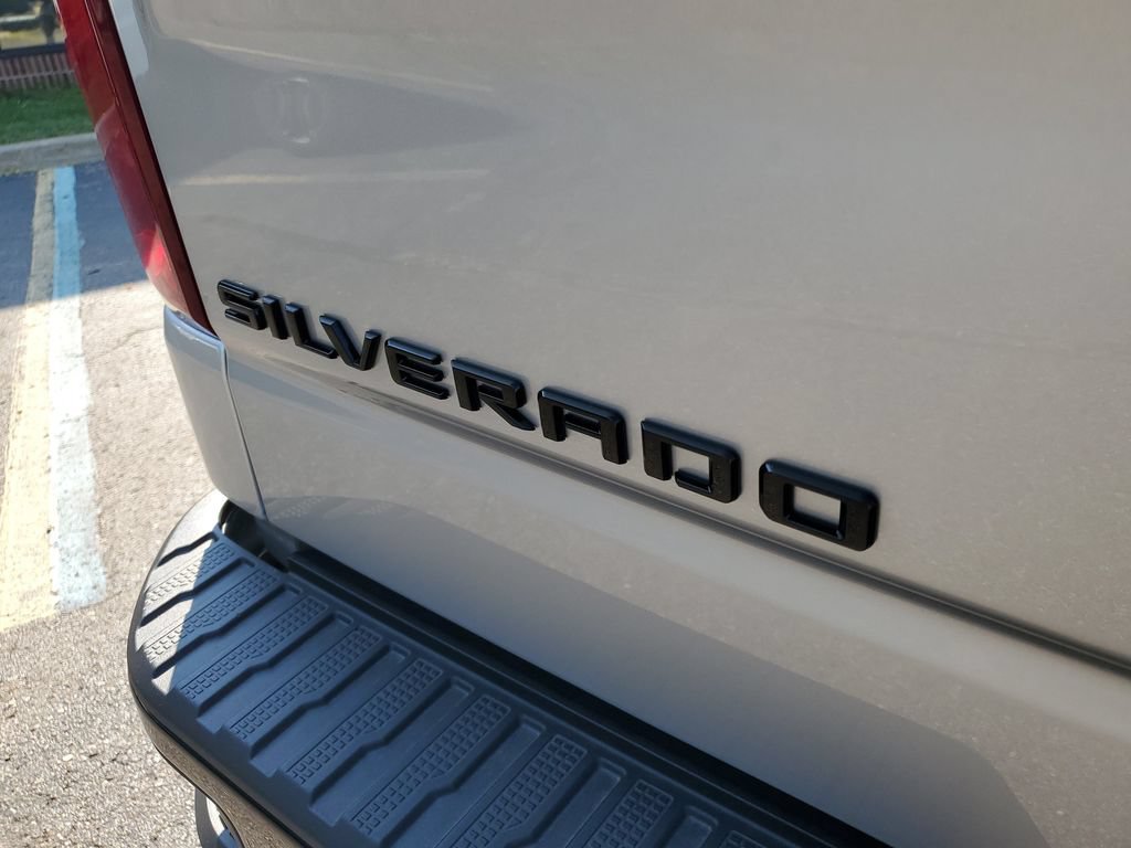 Used 2021 Chevrolet Silverado 1500 LT Trail Boss w/ Bed Protection Package AWD/4WD image 27